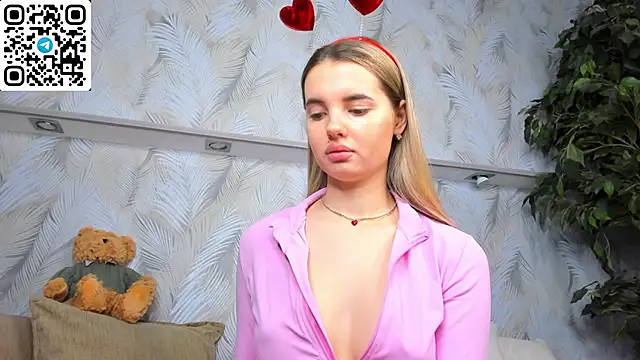 Snapshot of Erika_Carpenter chatting on 13, 2, 2026 Erika Carpenter online show from 13, 2, 2026