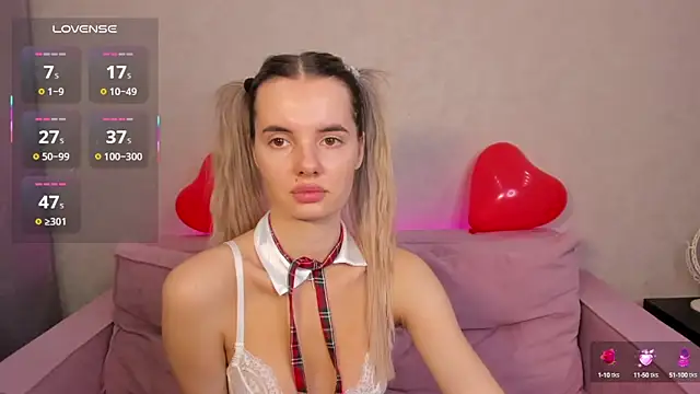 Snapshot of Erika_Carpenter chatting on 19, 2, 2025 Erika Carpenter online show from 19, 2, 2025