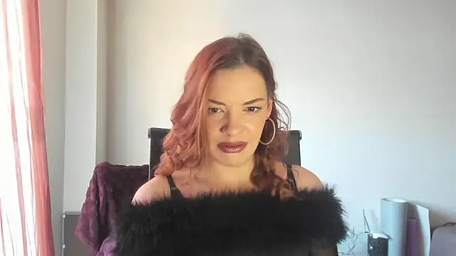 Snapshot of LilliLowexox chatting on 7, 2, 2026 LilliLowexox online show from 7, 2, 2026