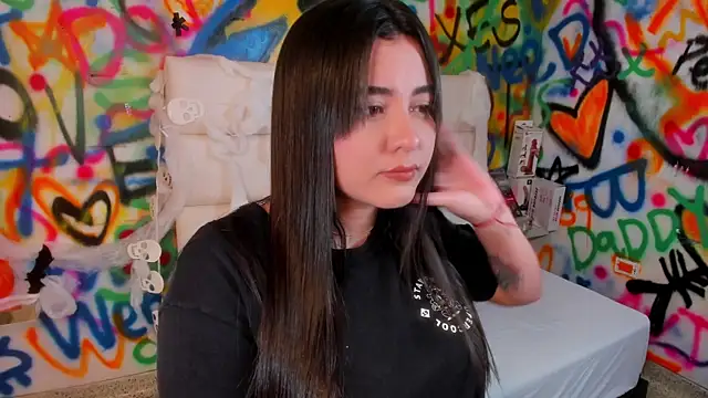 Liana Bernocchi online show from 19, 10, 2025