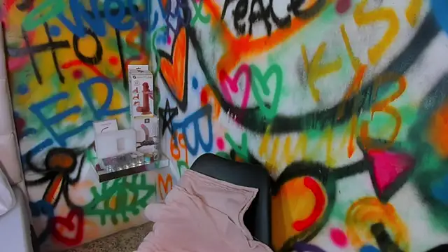 Liana Bernocchi online show from 12, 9, 2025