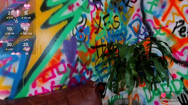 Liana Bernocchi online show from 27, 10, 2025