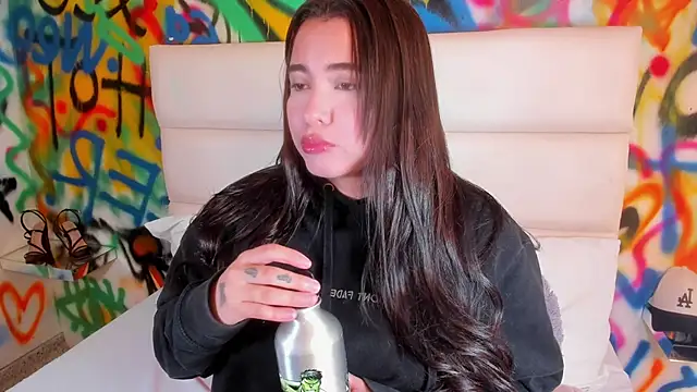 Liana Bernocchi online show from 18, 1, 2026