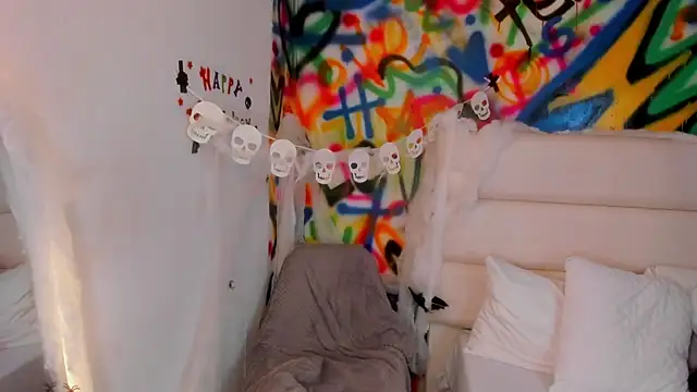 Liana Bernocchi online show from 3, 10, 2025