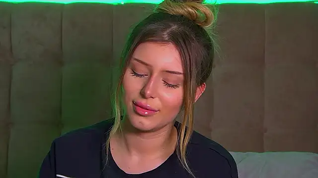 LiliaBianka online show from 11, 3, 2025