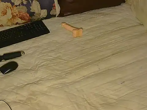 Sexy nakishaa online show from 28, 9, 2025