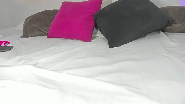 Snapshot of Thedol1 chatting on 4, 3, 2025 Thedol1 online show from 4, 3, 2025