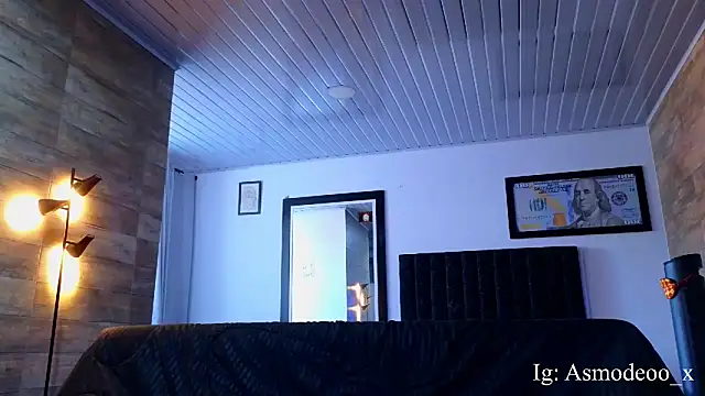 Snapshot of AsmodeoCox chatting on 5, 10, 2025 AsmodeoCox online show from 5, 10, 2025