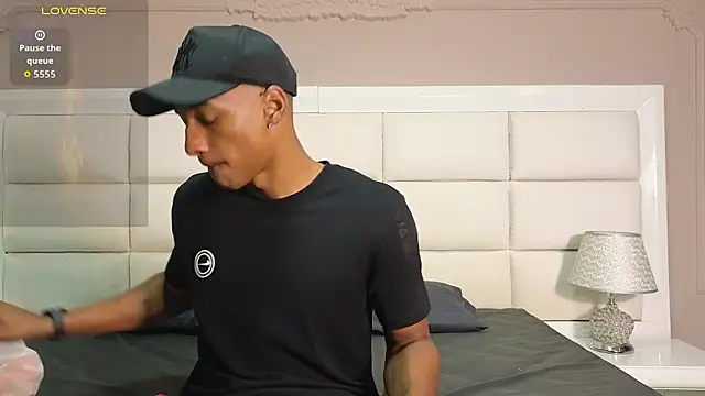 Malkongarcia online show from 12, 2, 2026