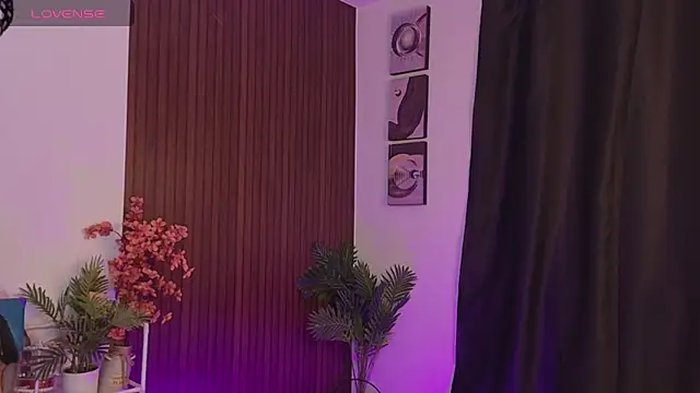 Snapshot of mulata_1ch chatting on 11, 6, 2026 mulata 1ch online show from 11, 6, 2026