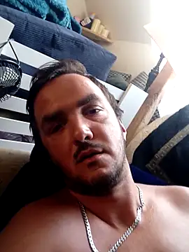 iamyouers online show from 10, 9, 2025