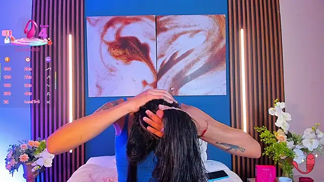 sofiaa grey  online show from 15, 9, 2025