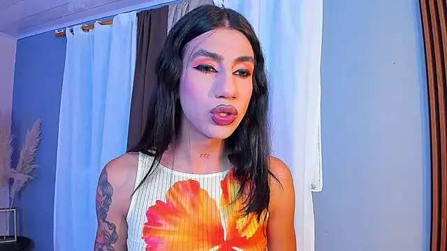 sofiaa grey  online show from 1, 11, 2025