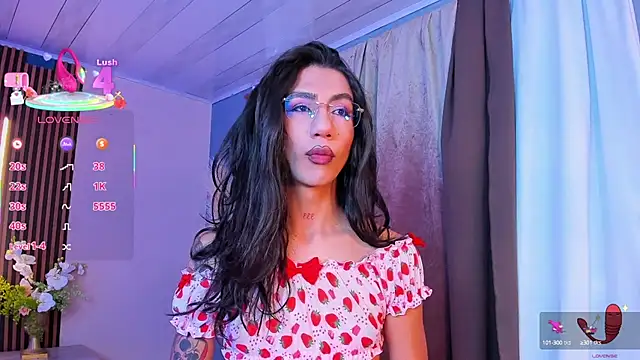 sofiaa grey  online show from 11, 10, 2025