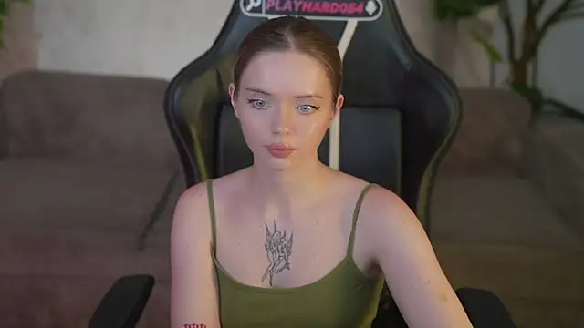 Snapshot of Cassy-Celestial_ chatting on 26, 6, 2026 Cassy-Celestial online show from 26, 6, 2026