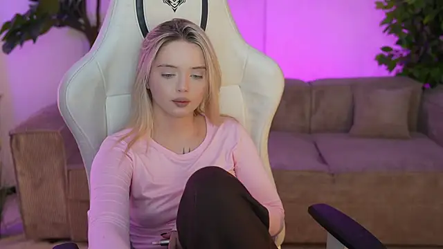 Cassy-Celestial  online show from 17, 3, 2025