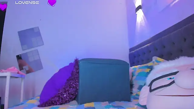 girlasian hairy online show from 4, 10, 2025