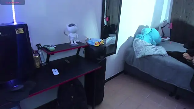 MIABOOBS   online show from 29, 9, 2025