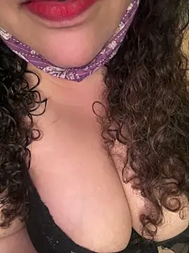 Snehameowwxh online show from 2, 4, 2026