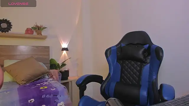 Snapshot of aurora_rodriguez chatting on 31, 10, 2025 aurora rodriguez online show from 31, 10, 2025