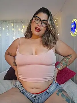 Juliietha servas online show from 23, 5, 2026