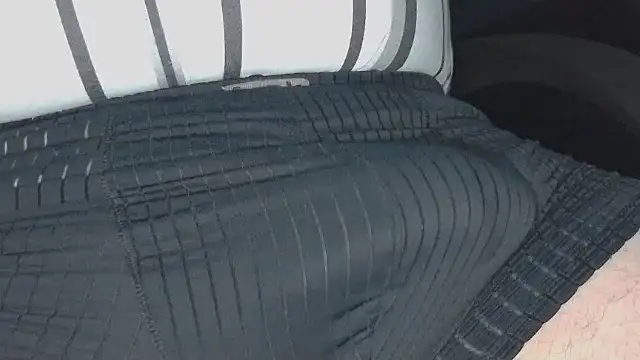 Snake201983 online show from 5, 2, 2025