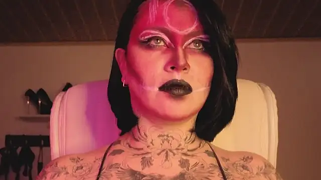 Olivia seex online show from 6, 11, 2025