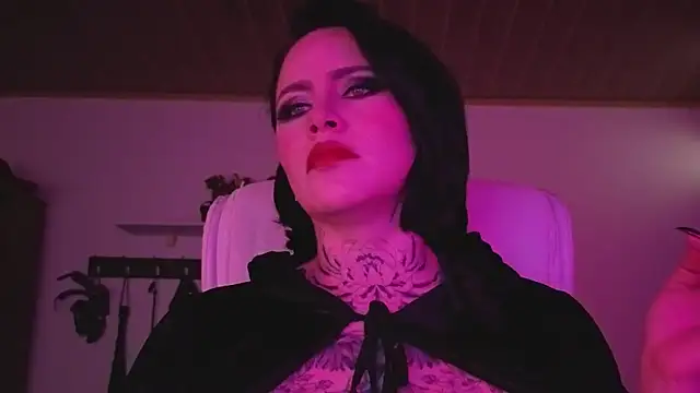 Olivia seex online show from 19, 9, 2025