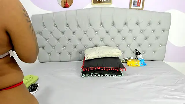 Snapshot of BRIYITHMENA chatting on 29, 9, 2025 BRIYITHMENA online show from 29, 9, 2025