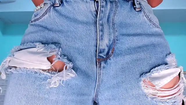 emily hunter12 online show from 26, 9, 2025