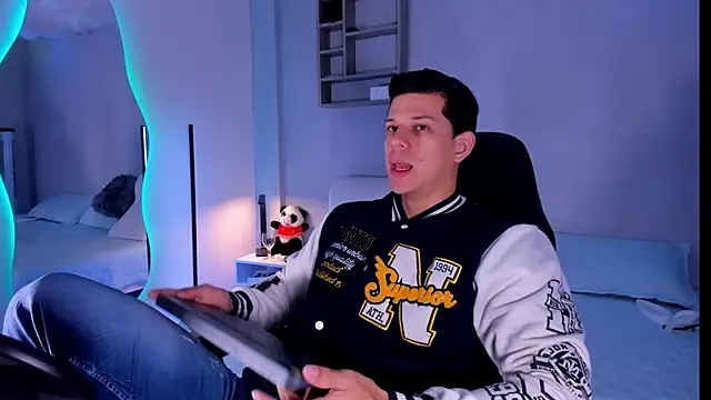 MarcoSullivan online show from 28, 11, 2025