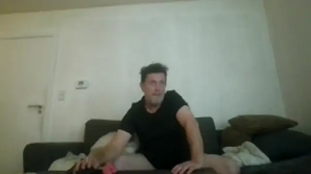 oopsxx online show from 14, 4, 2026