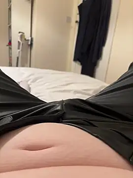 curvygirll2 online show from 26, 1, 2025