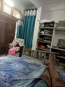AUNTY1984 online show from 28, 6, 2026