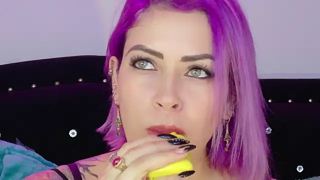 Natalia Montoya online show from 7, 5, 2026