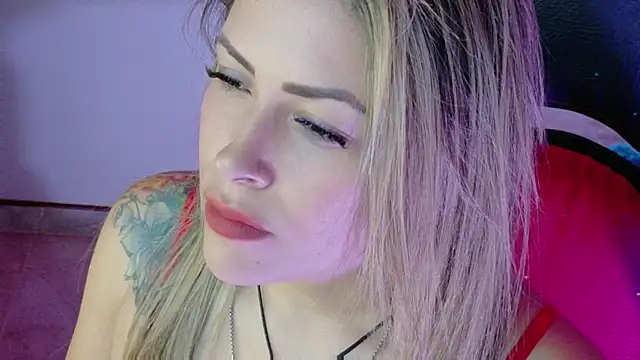 Natalia Montoya online show from 9, 11, 2025