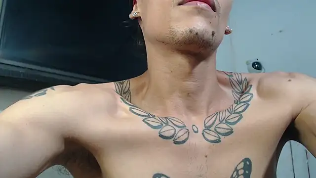 Snapshot of bix_couples chatting on 2, 11, 2025 bix couples online show from 2, 11, 2025