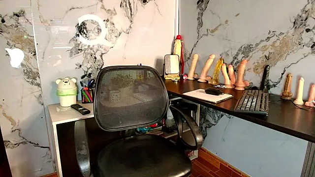 AlixLong online show from 14, 3, 2026