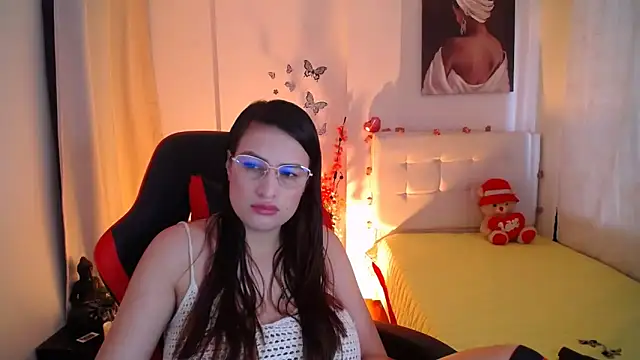 esmeraldaa230 online show from 16, 3, 2025