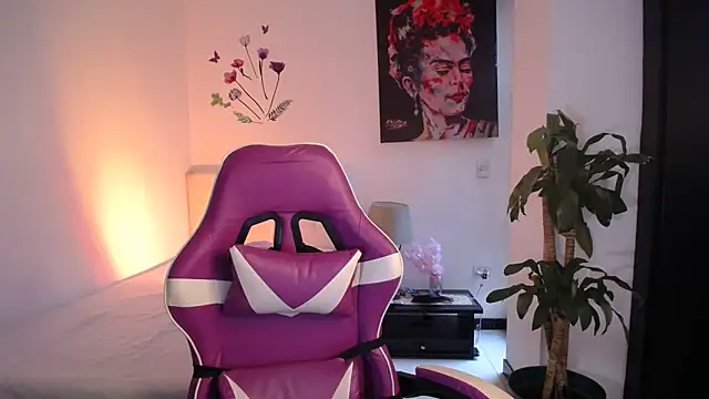 esmeraldaa230 online show from 22, 2, 2026