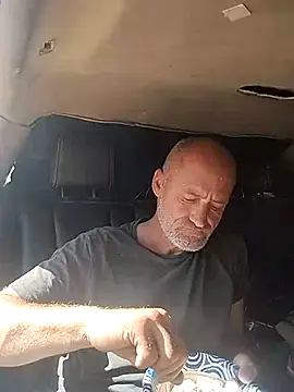 FloppyPickle4u online show from 8, 3, 2025