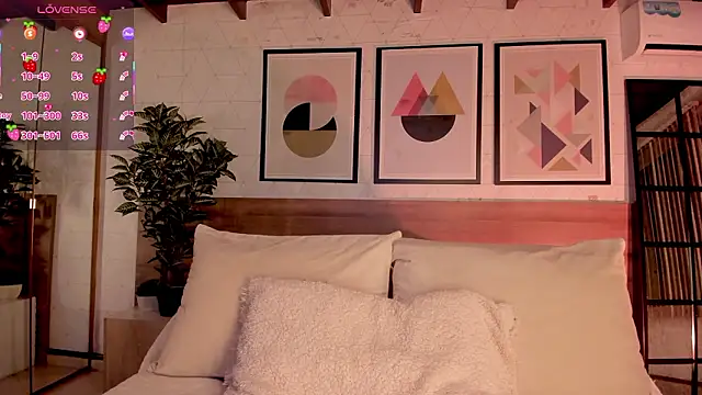 LunaRuso online show from 16, 3, 2026