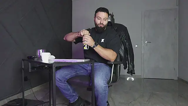 mattmasterss online show from 23, 10, 2025