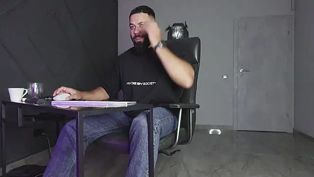 mattmasterss online show from 11, 10, 2025