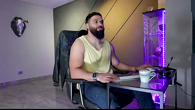 mattmasterss online show from 10, 3, 2025