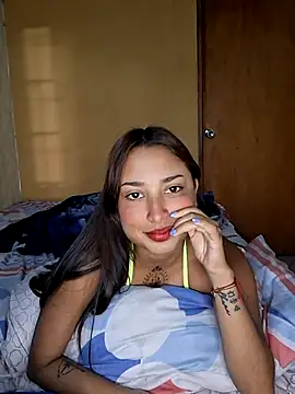 Snapshot of Bonnie_Clydeee chatting on 4, 7, 2026 Bonnie Clydeee online show from 4, 7, 2026
