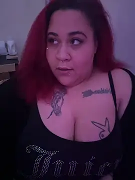 Juicyjordie online show from 4, 3, 2025