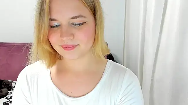 Snapshot of AlicePopsy chatting on 15, 7, 2026 AlicePopsy online show from 15, 7, 2026