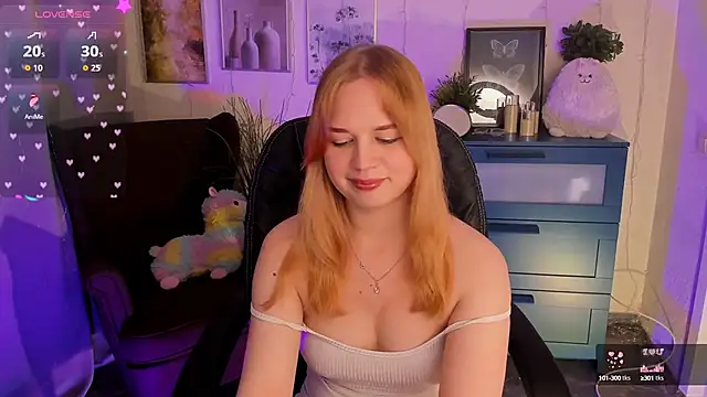 Snapshot of AlicePopsy chatting on 23, 9, 2025 AlicePopsy online show from 23, 9, 2025