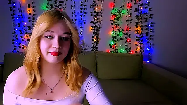 Snapshot of AlicePopsy chatting on 5, 2, 2025 AlicePopsy online show from 5, 2, 2025